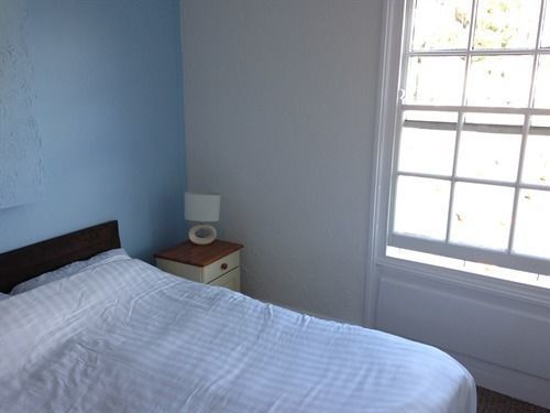 Harbour Moon Inn Looe Extérieur photo
